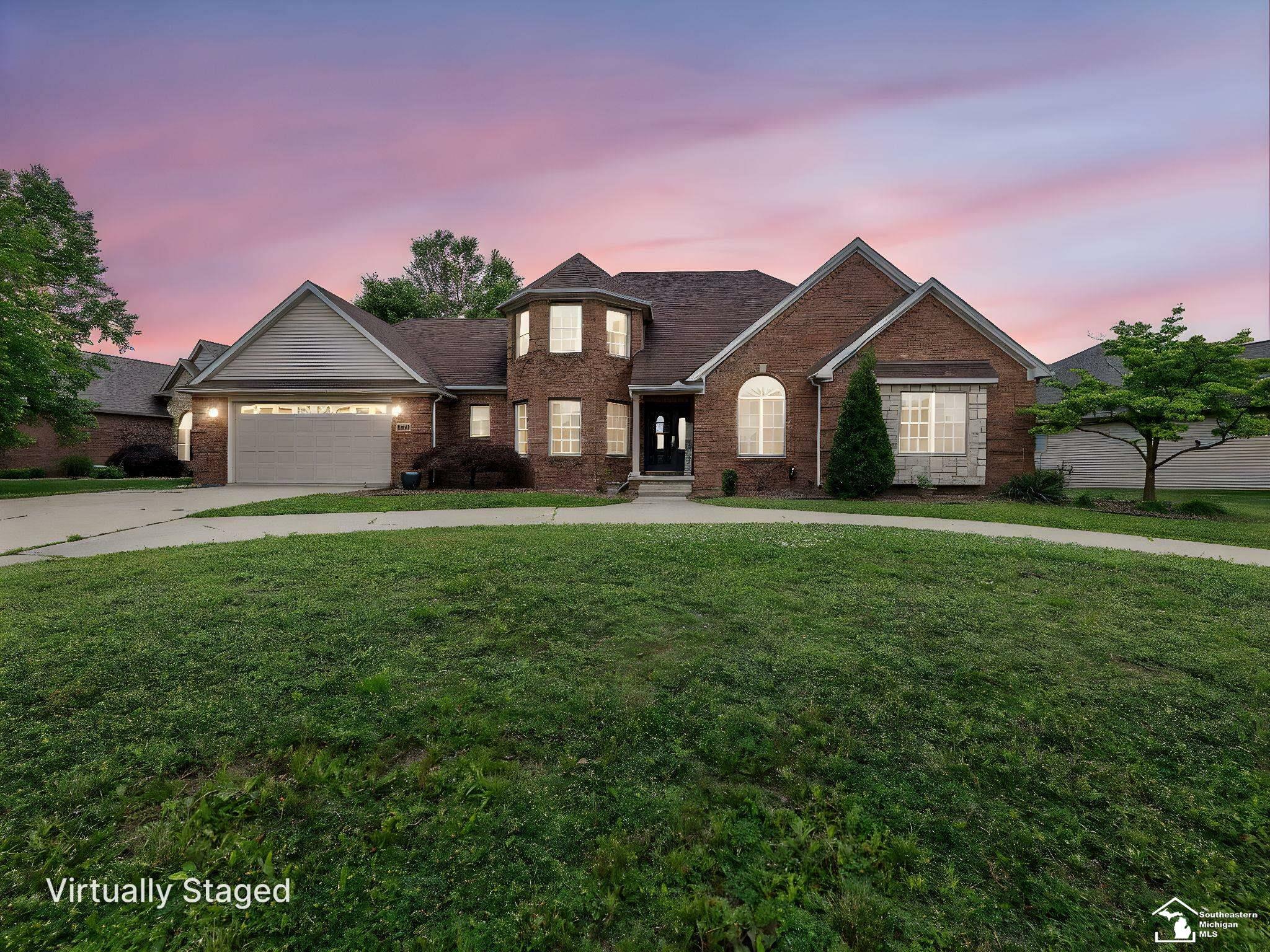 Property Photo: 831 Saint James Park Avenue MI 48161