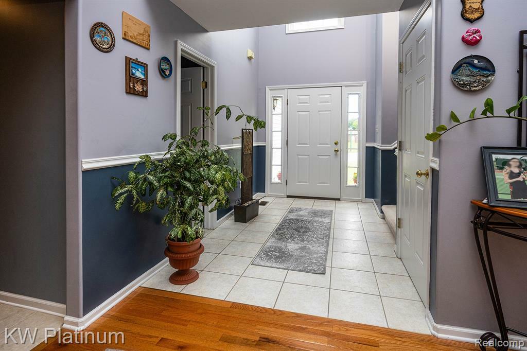 Property Photo: 3167 Blackheath Court MI 48060 2345