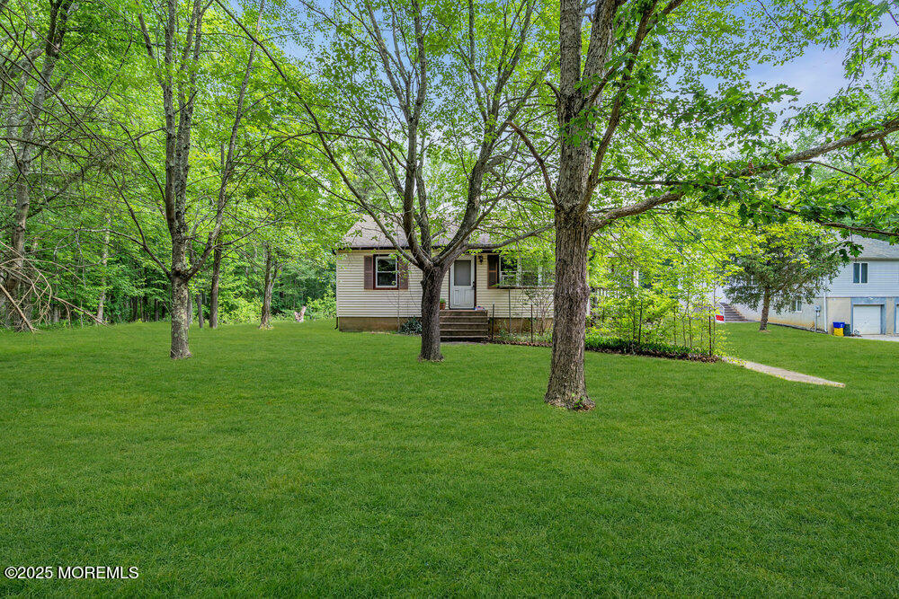 Property Photo: 211 E Greystone Road NJ 08857