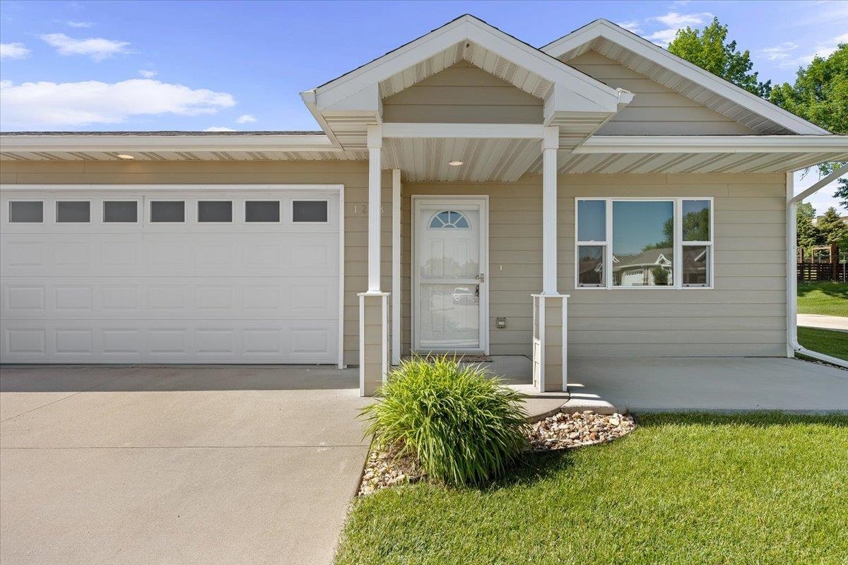 1233 Silverbrook Lane  Spearfish SD 57783 photo