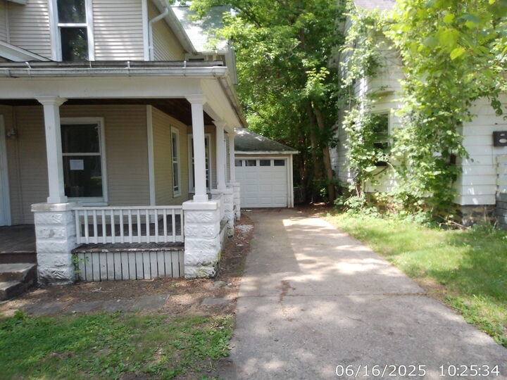 Property Photo: 612 3rd Street MI 49203