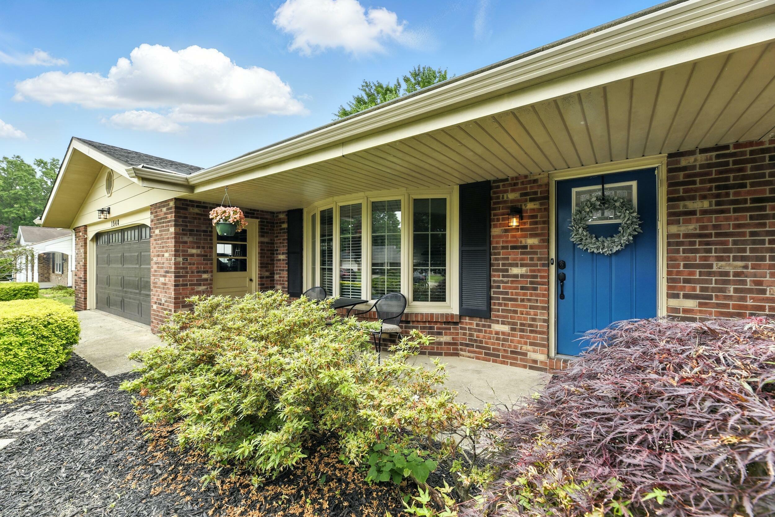 Property Photo: 1548 Old Hickory Lane MI 49085