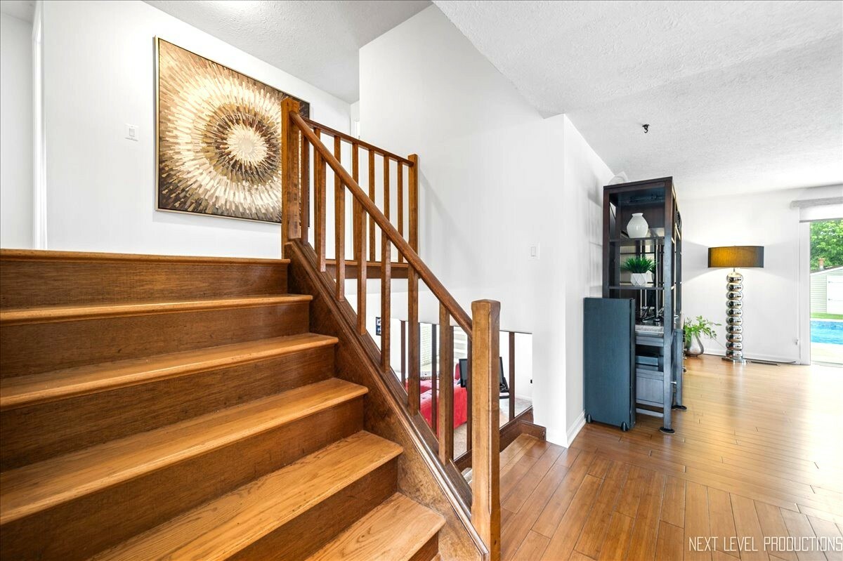 Property Photo: 636 Cambridge Drive IL 60193