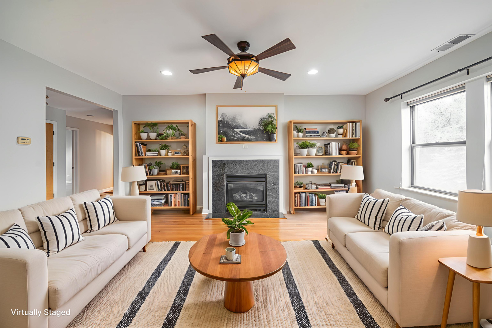 Property Photo: 6829 N Lakewood Avenue 3 IL 60626