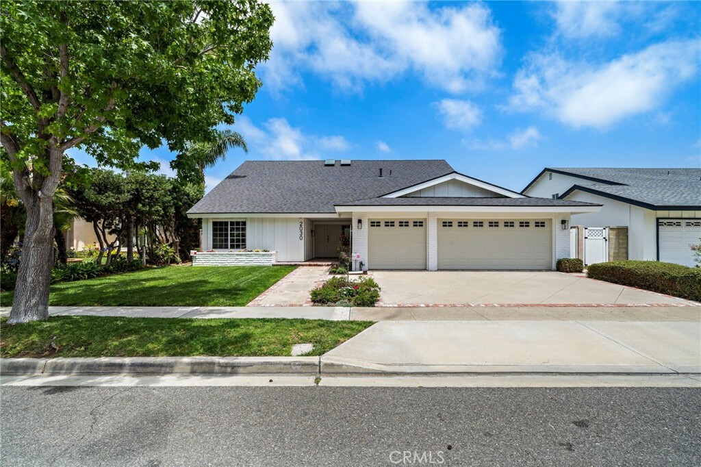 2030 Goldeneye Place  Costa Mesa CA 92626 photo
