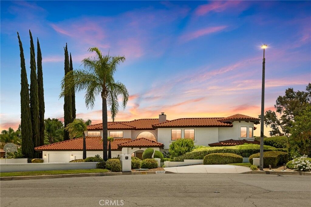 Property Photo: 30833 La Solana Court CA 92373