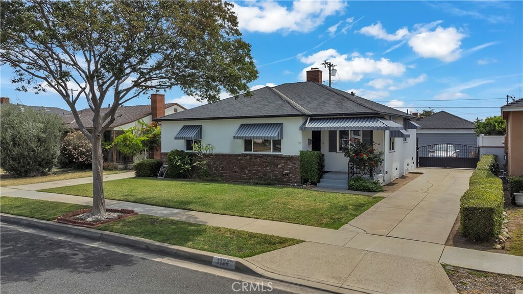 Property Photo: 1124 S Hidalgo Avenue CA 91801