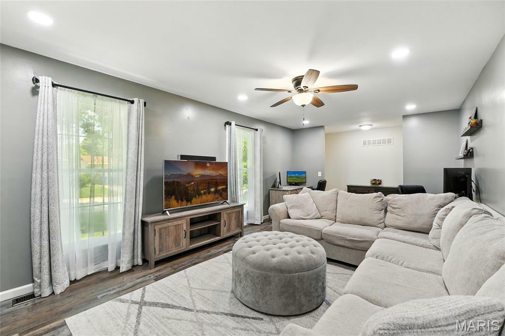 Property Photo: 28 Meadow Ridge Drive MO 63376