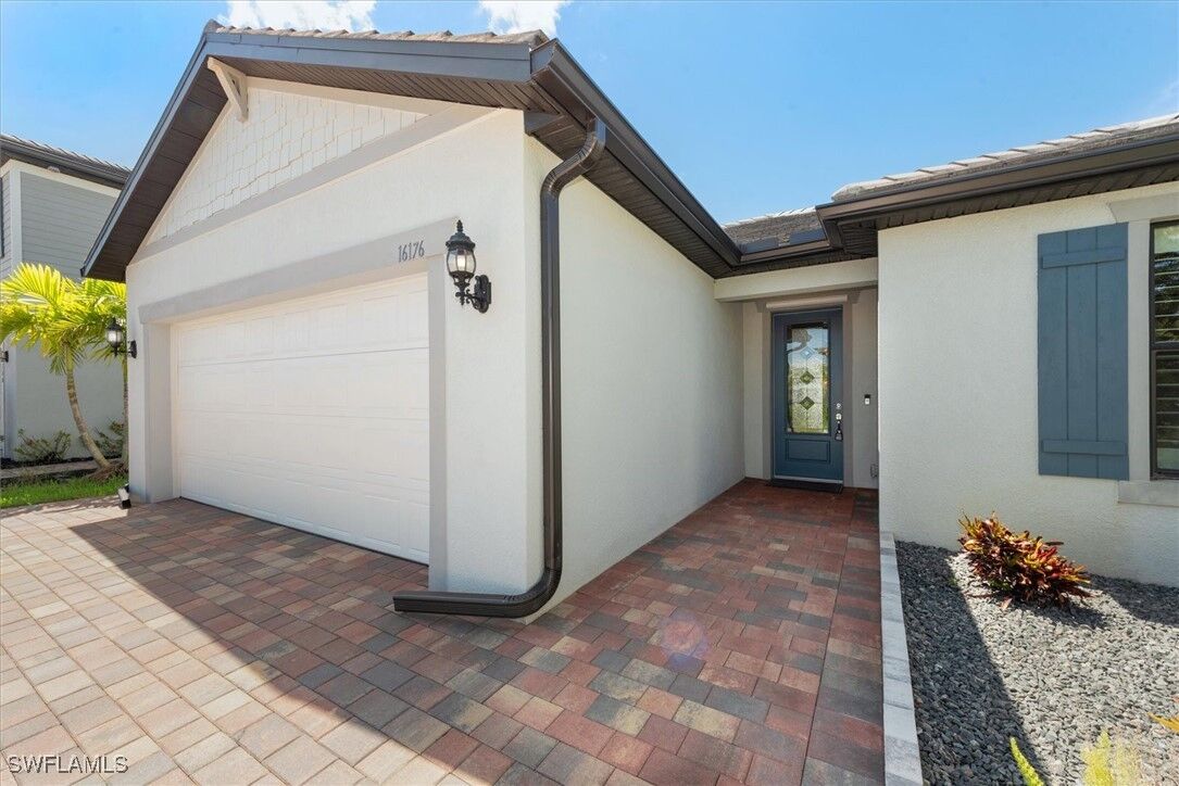 Property Photo: 16176 Rosemallow Lane FL 33920