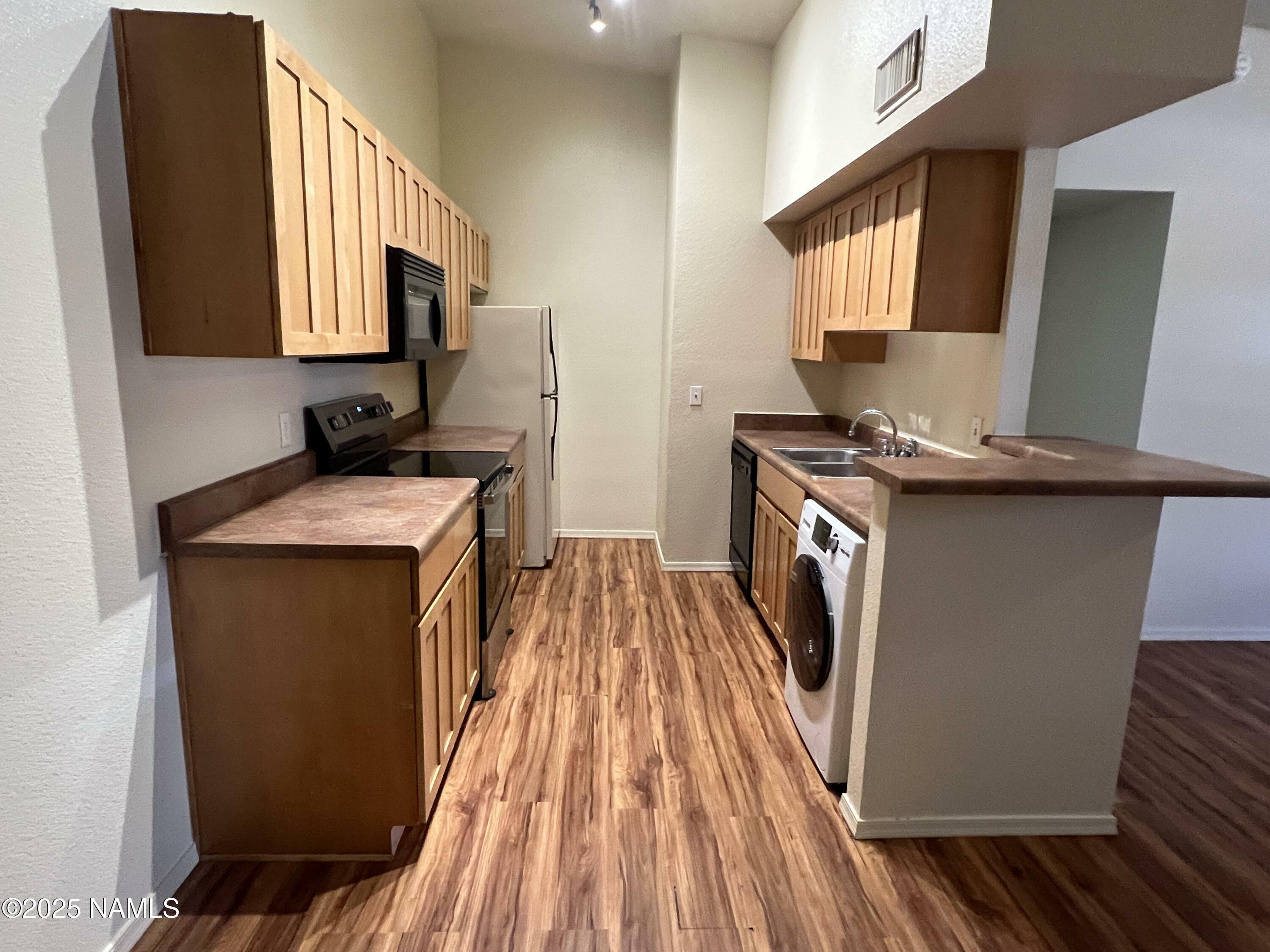 Property Photo:  1185 W University Drive 15-222  AZ 86001 