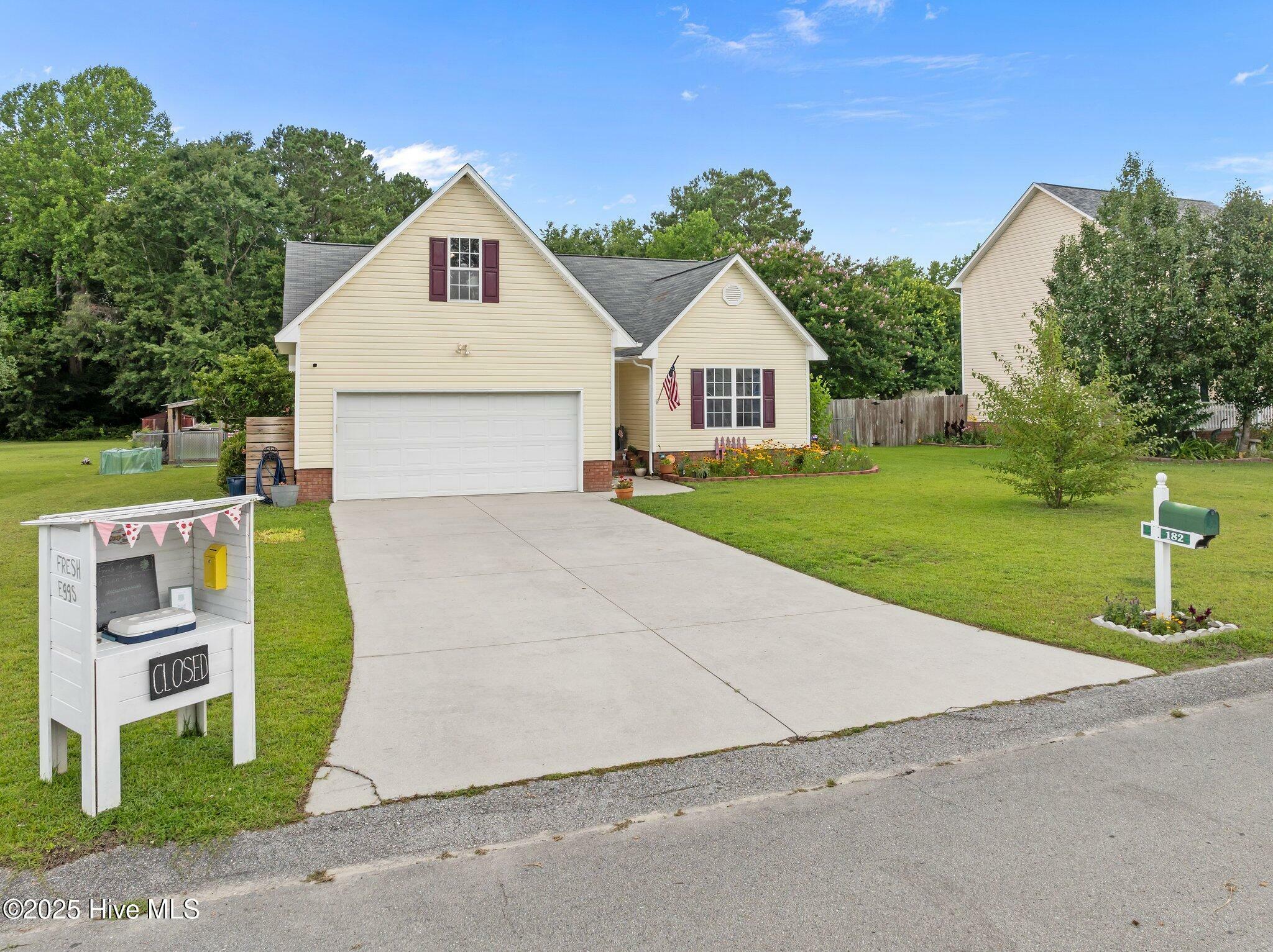 Property Photo: 182 Bridlewood Drive NC 28540