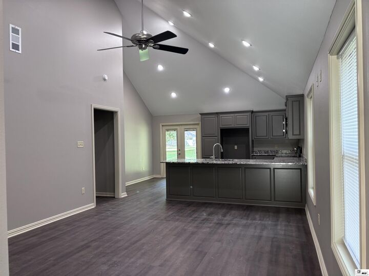 Property Photo:  1676 Girard Road  LA 71269 