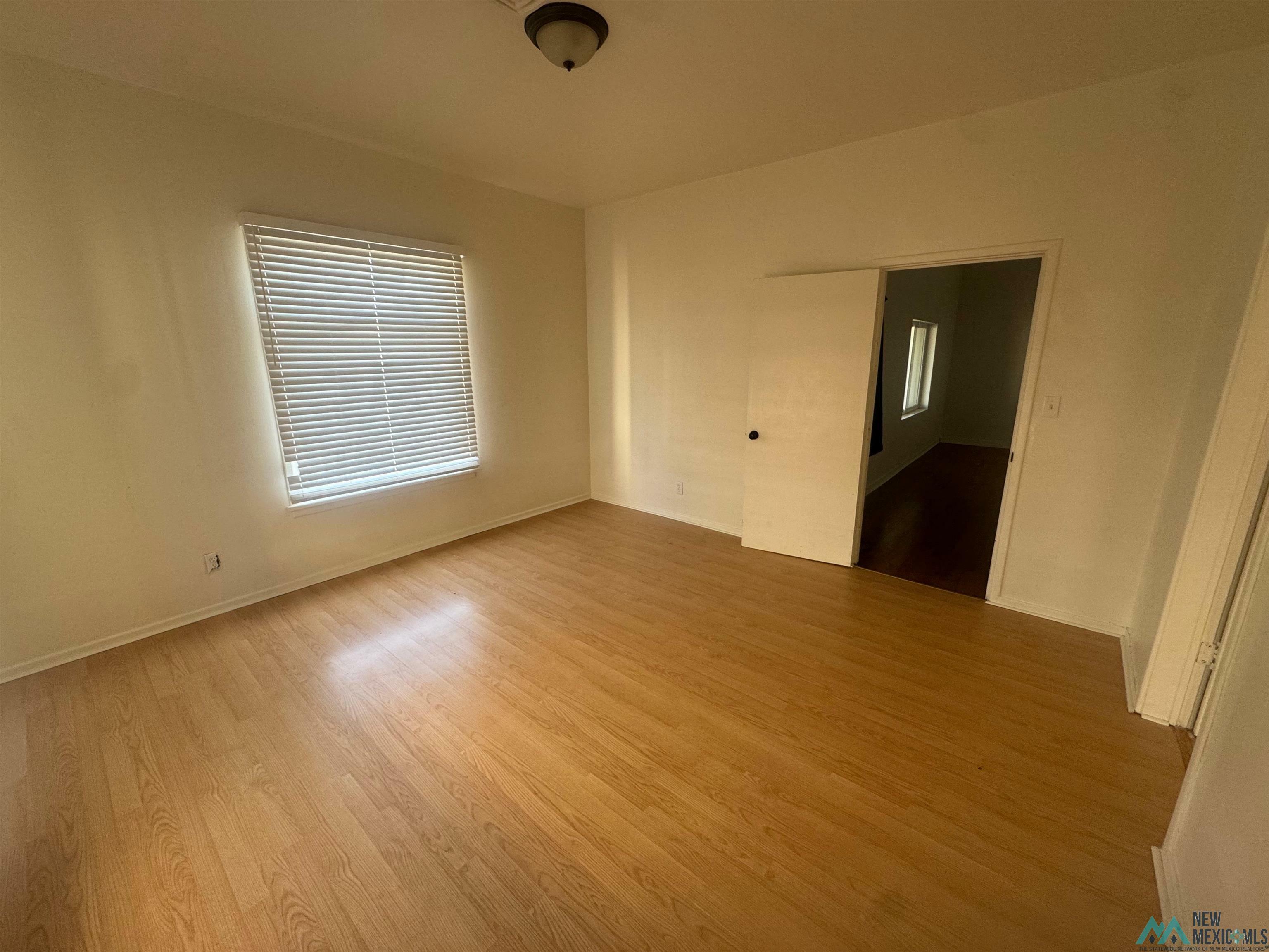 Property Photo: 607 W Grand Ave Avenue NM 88210