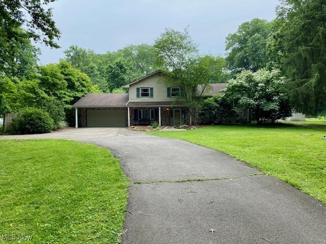 Property Photo: 3301 Hewitt Gifford Road OH 44481