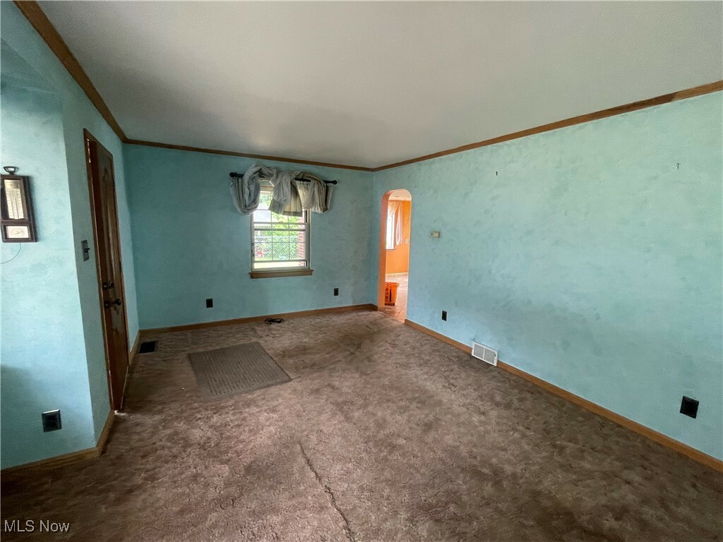 Property Photo: 530 Center Street OH 44425