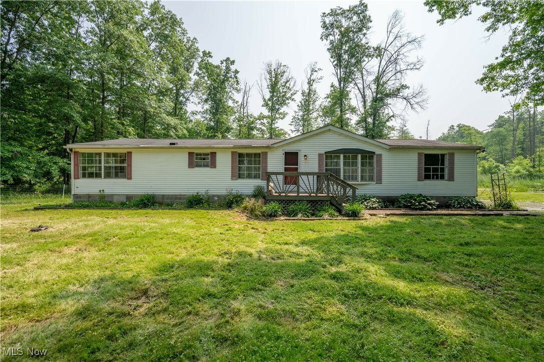 Property Photo: 2500 McClintocksburg Road OH 44411
