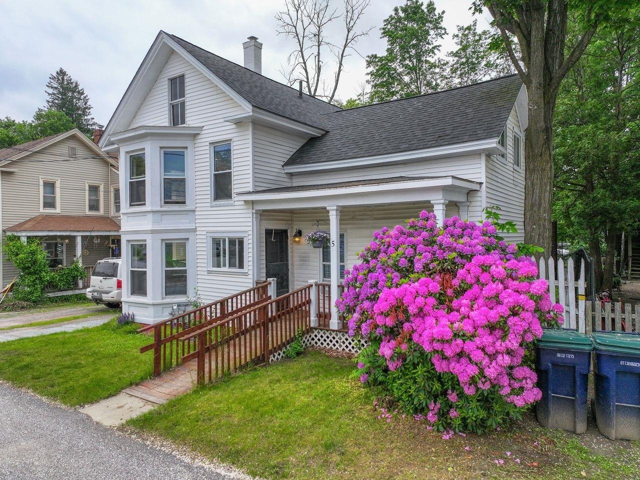 Property Photo: 5 School Street NH 03276