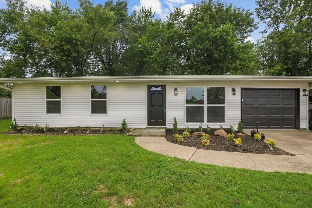 802 Hinshaw Drive  Springdale AR 72762 photo
