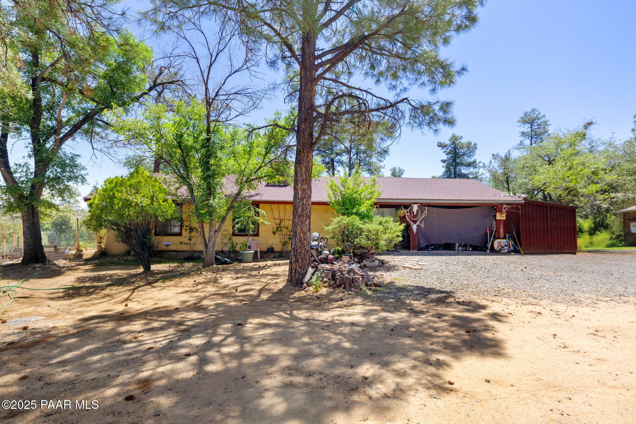 Property Photo: 1100 W Gurley Street AZ 86305