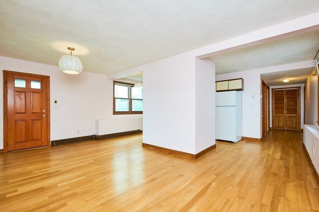 Property Photo: 27 Beachview Rd 1 MA 02128