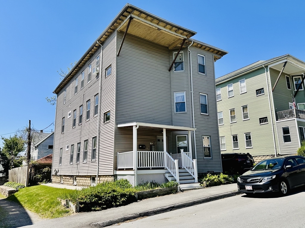 32 Ames St  Worcester MA 01604 photo
