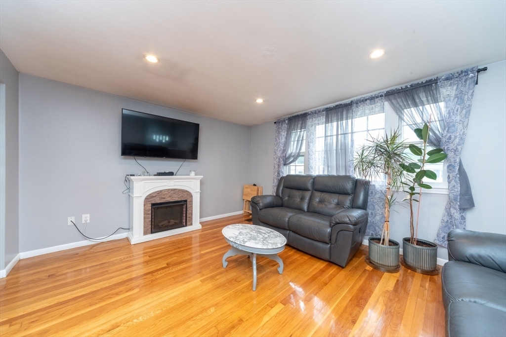 Property Photo: 13 Westgate Rd MA 01701
