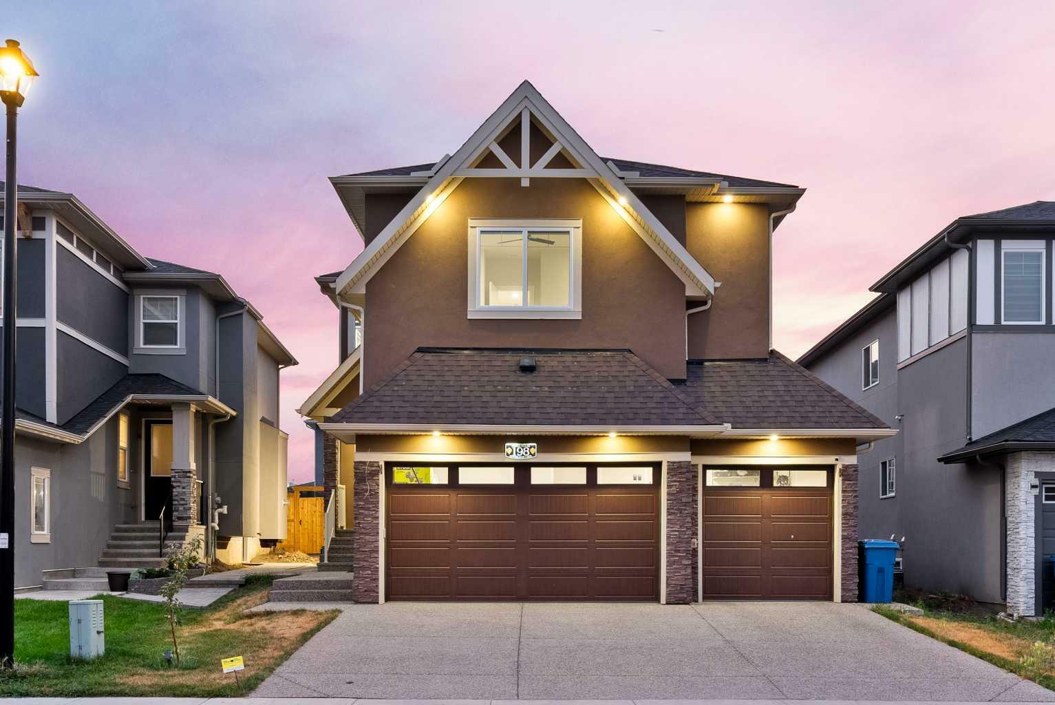198 Kinniburgh Crescent  Chestermere AB T1X 1Y2 photo