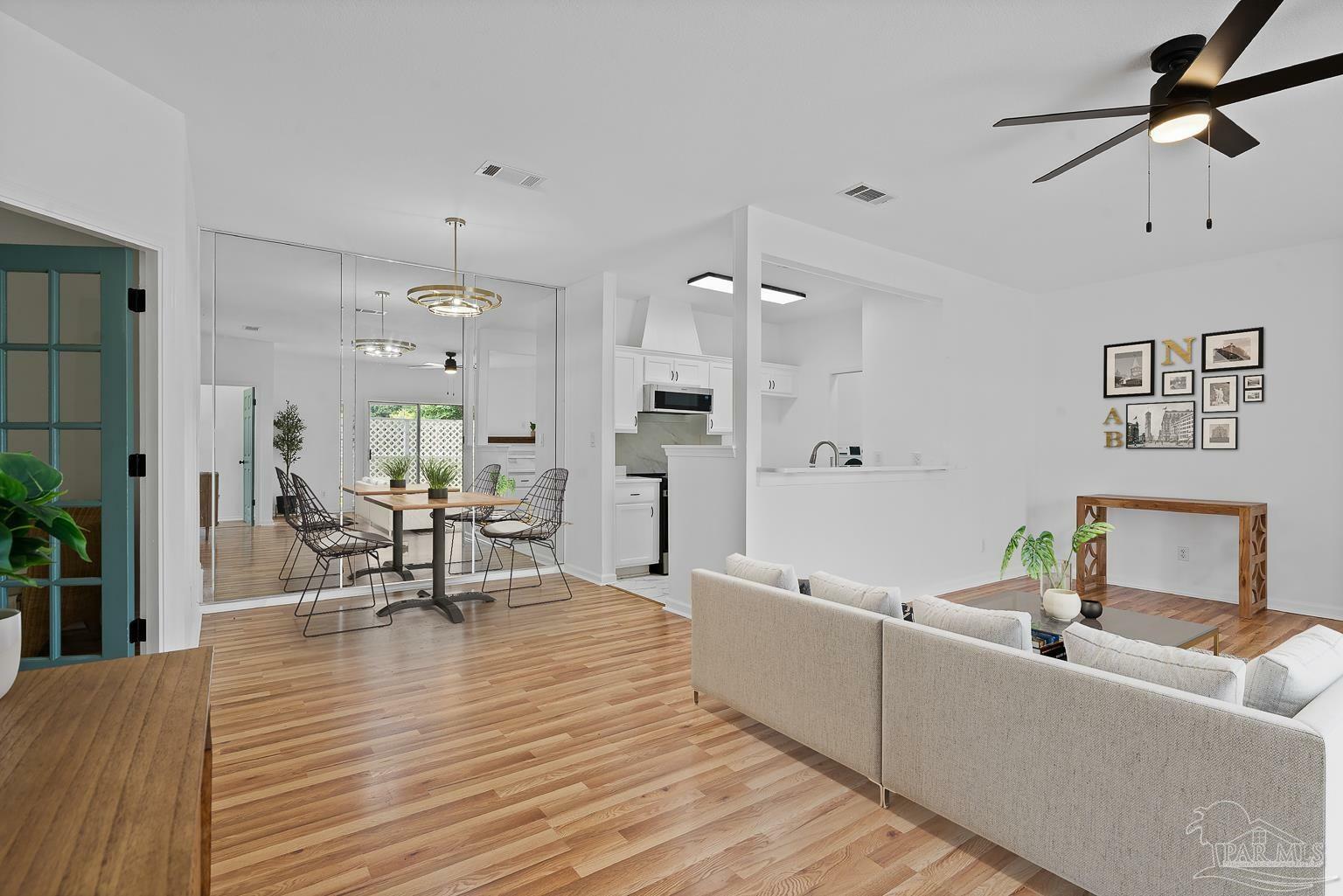 Property Photo: 601 E Burgess Rd H-3 FL 32504