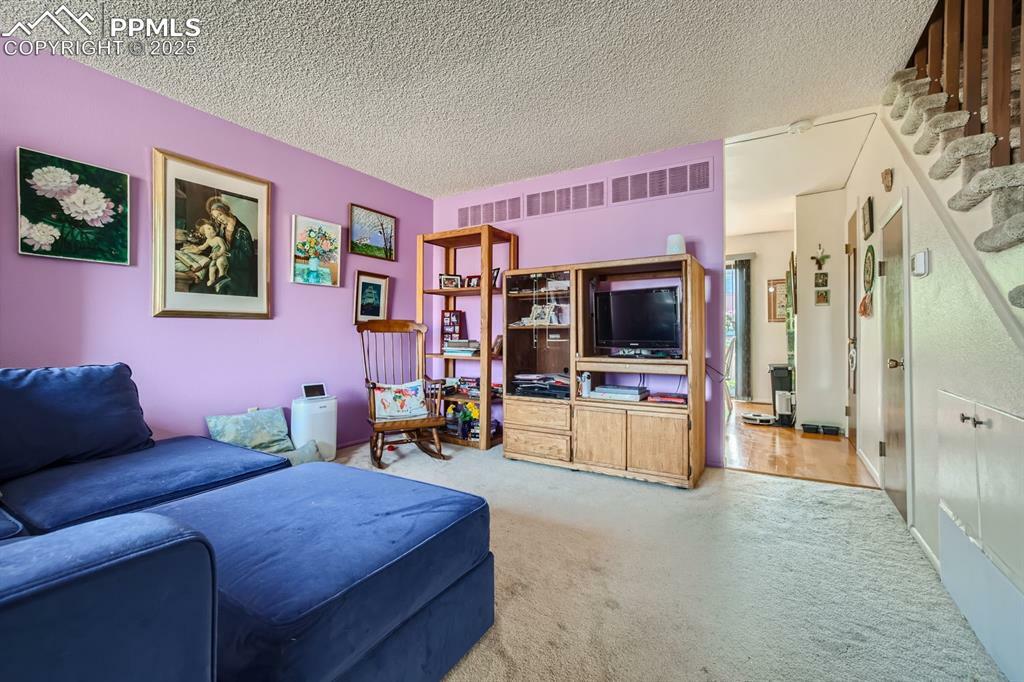 Property Photo: 2913 Mesa Road A CO 80904