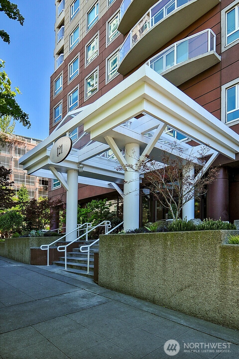 Property Photo:  121  Vine Street 703  WA 98121 