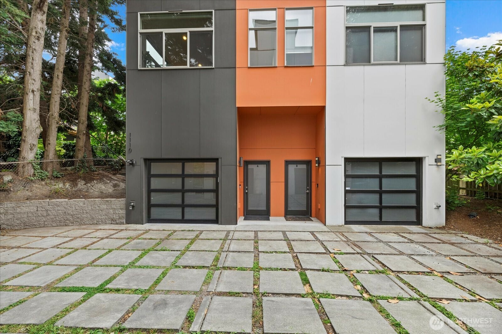 Property Photo:  1110  Martin Luther King Jr. Way S Unit A  WA 98144 