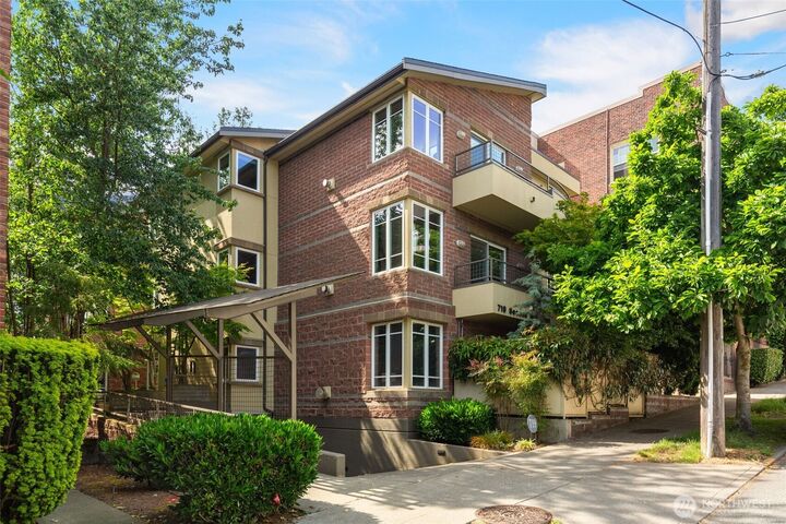 719  2nd Avenue W 101  Seattle WA 98119 photo