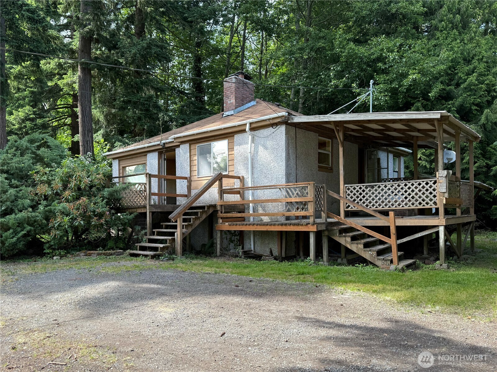 Property Photo:  2711  156th Street SW  WA 98087 