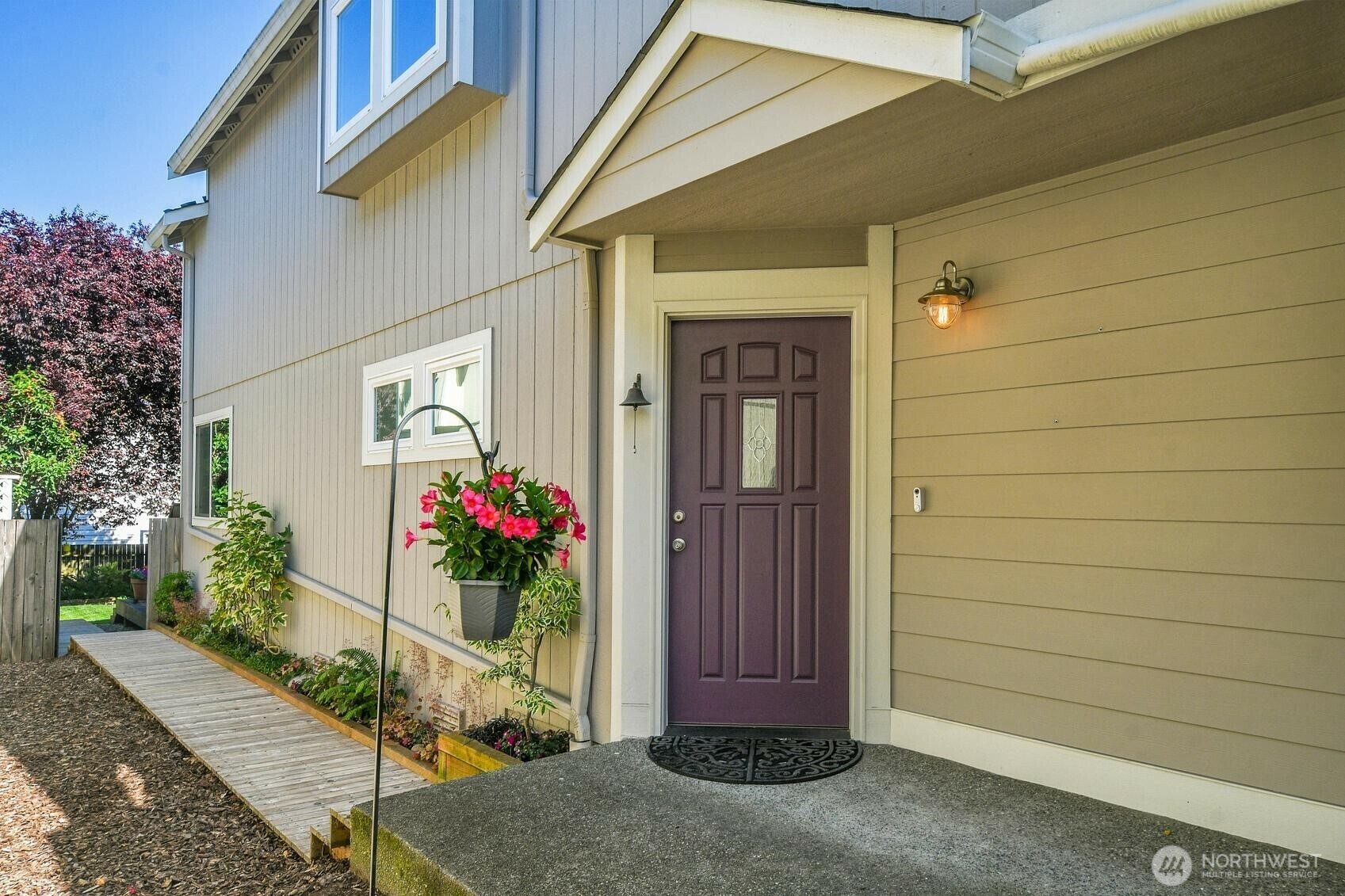 Property Photo: 4138 21st Avenue SW WA 98106