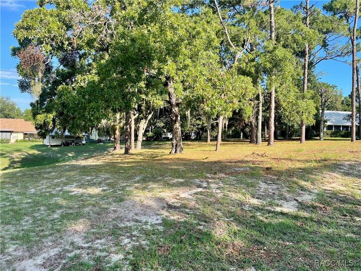 Property Photo: 5735 W Paul Bryant Drive FL 34429