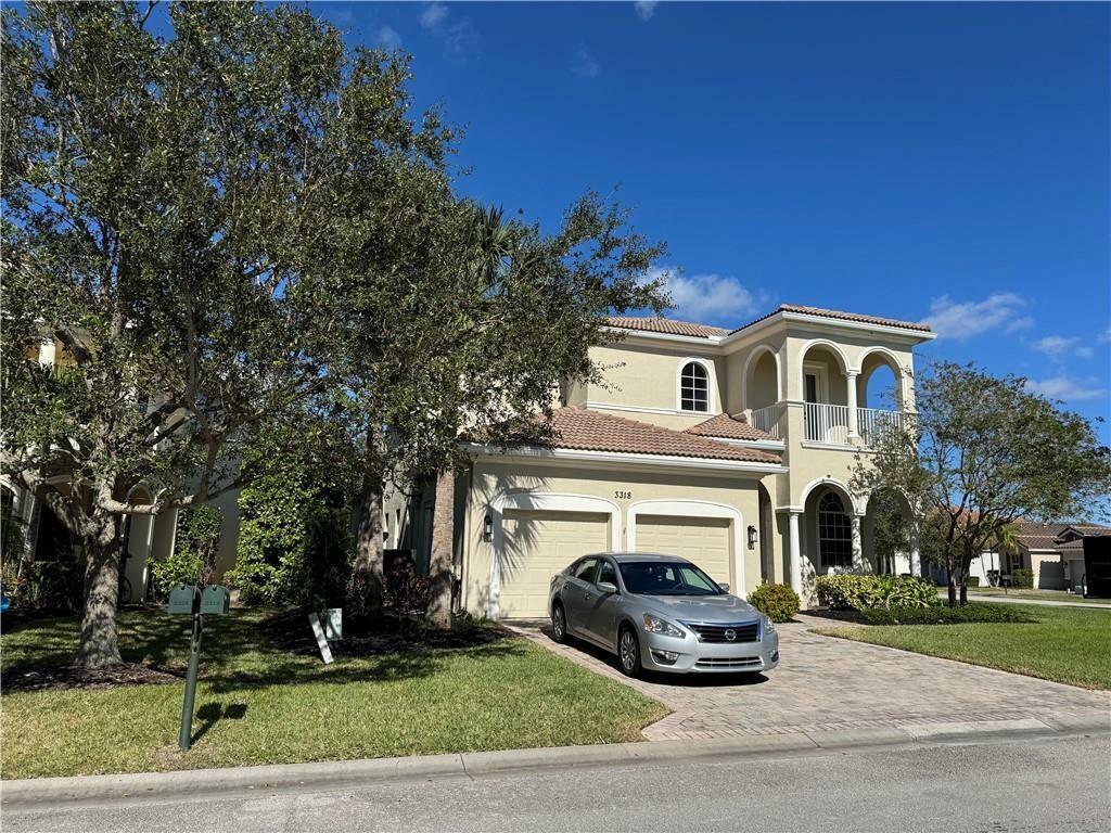 Property Photo: 3318 Burlington Place SW FL 32968