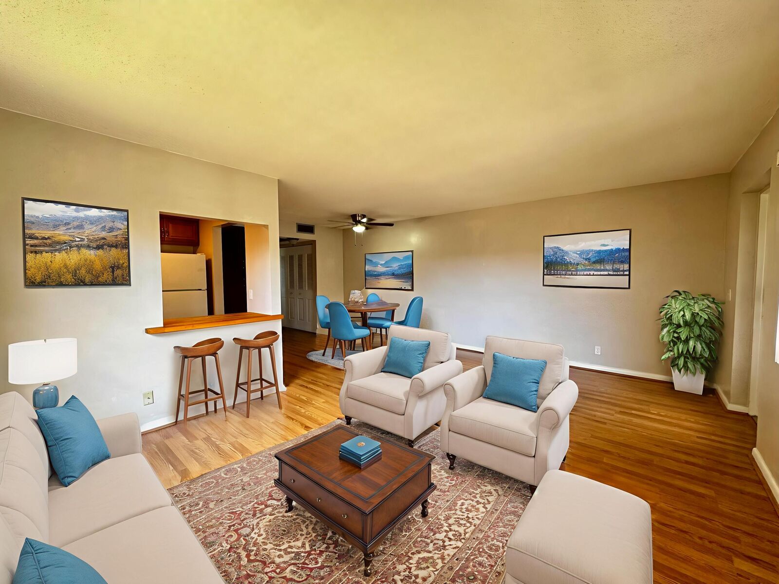 Property Photo: 92 Canterbury D FL 33417