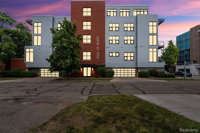 Property Photo:  100 N Center Street 404  MI 48067 