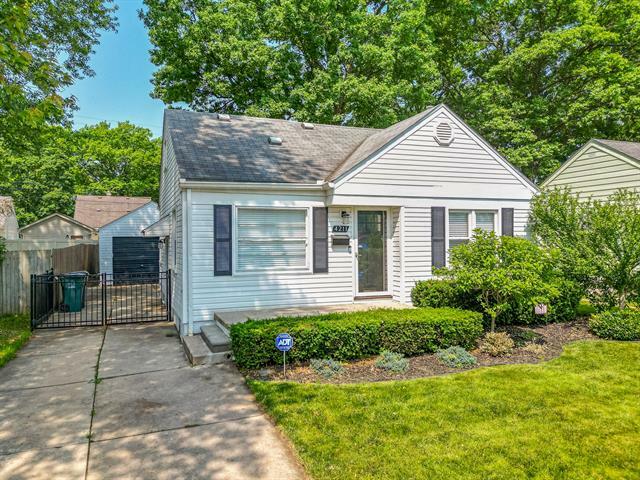 4211 Oakshire Avenue  Berkley MI 48072 photo