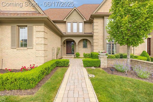 Property Photo: 5566 Murfield Drive MI 48306