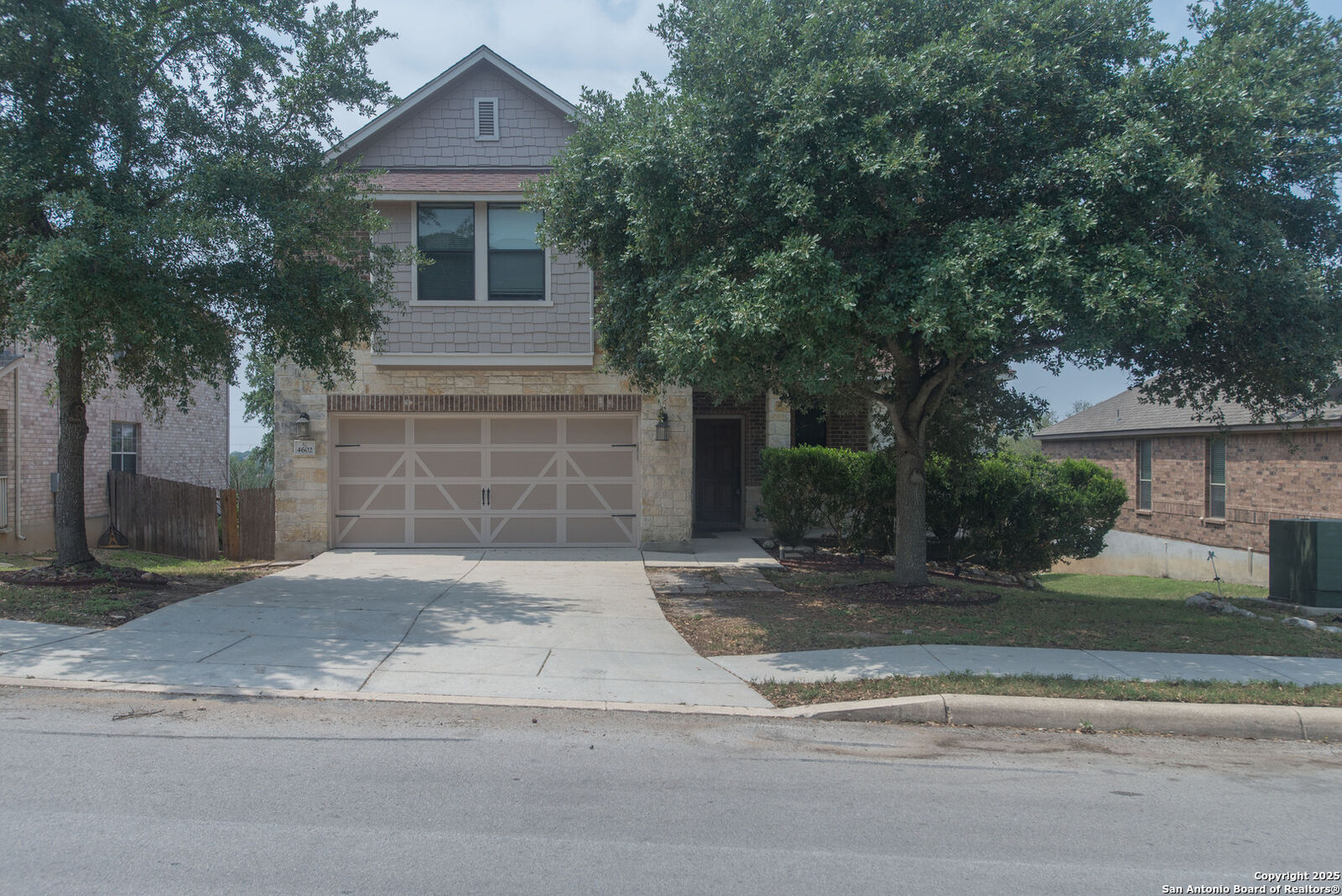 Property Photo: 4602 Manitou Bay TX 78259