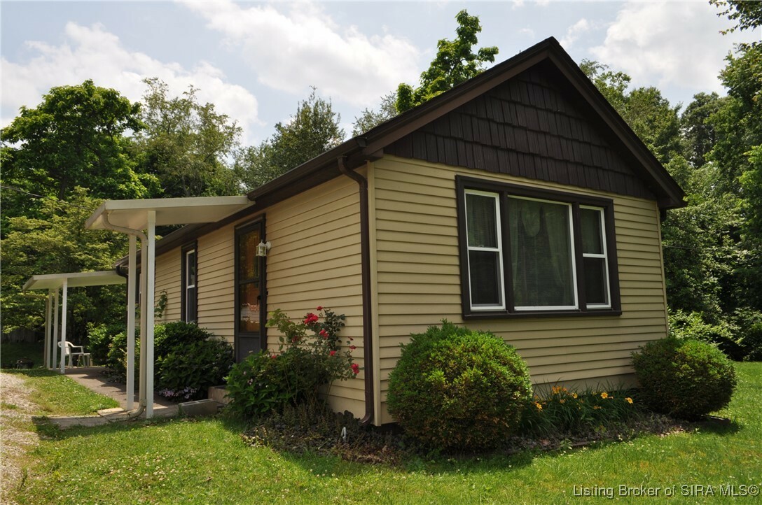 Property Photo:  214 Leon Prall Road  IN 47163 
