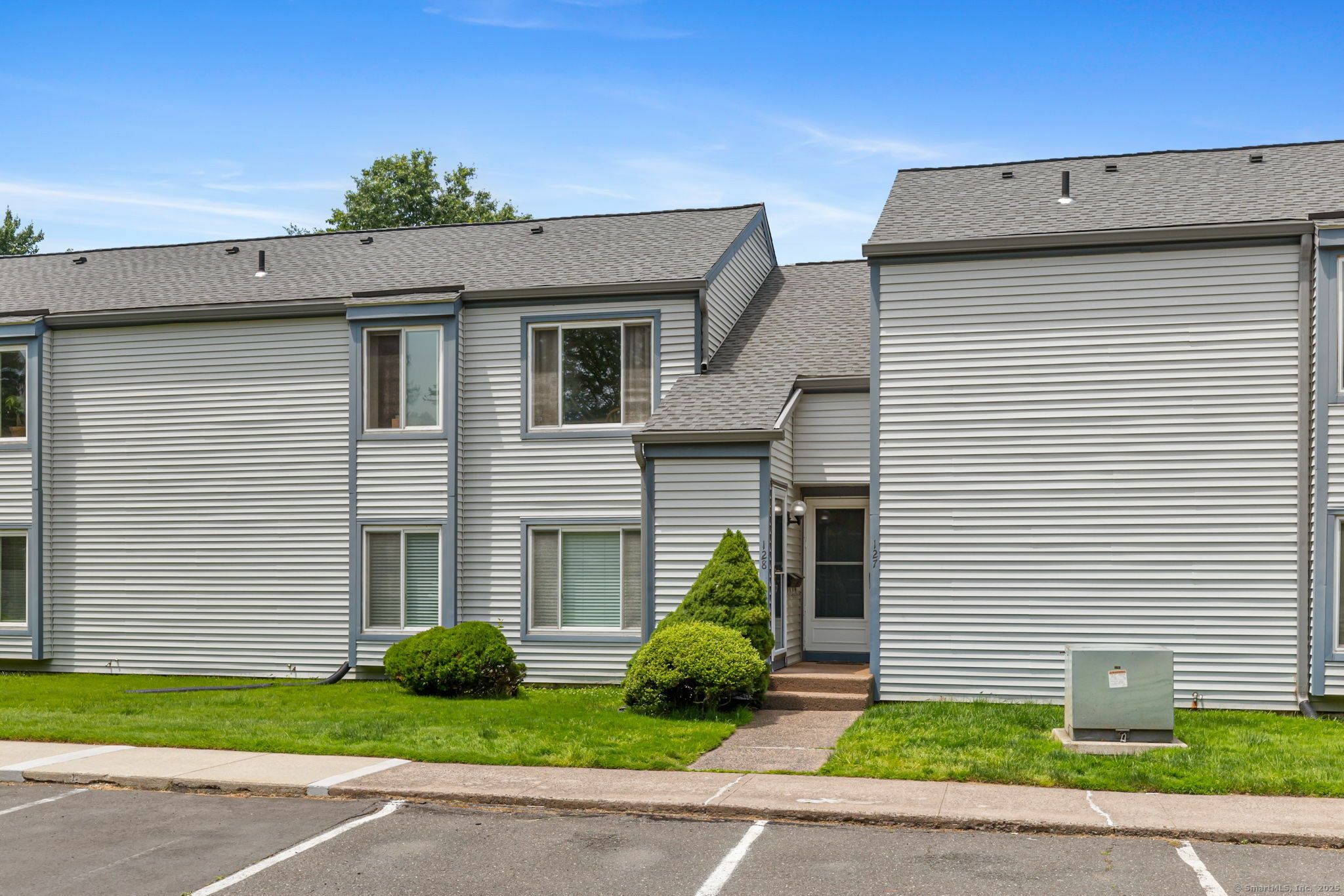 Property Photo: 128 Candlewood Drive 128 CT 06074