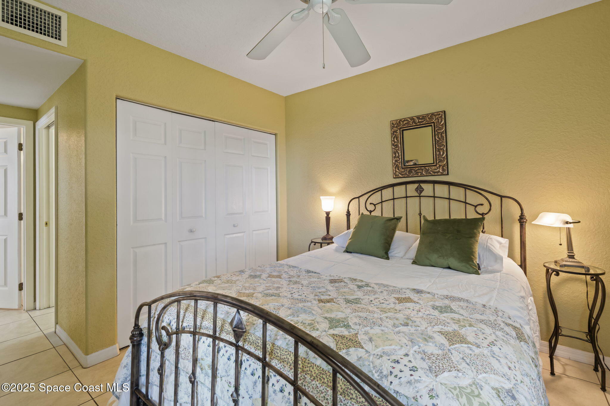 Property Photo: 605 Ocean Park Lane FL 32920