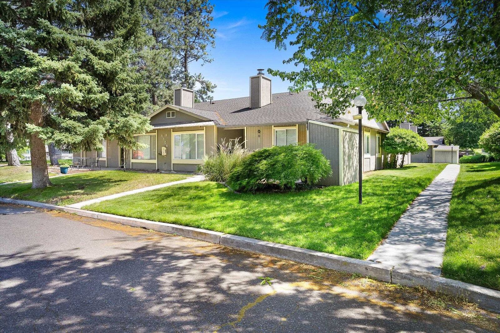 Property Photo:  6104 E 6th Ave R3  WA 99212 