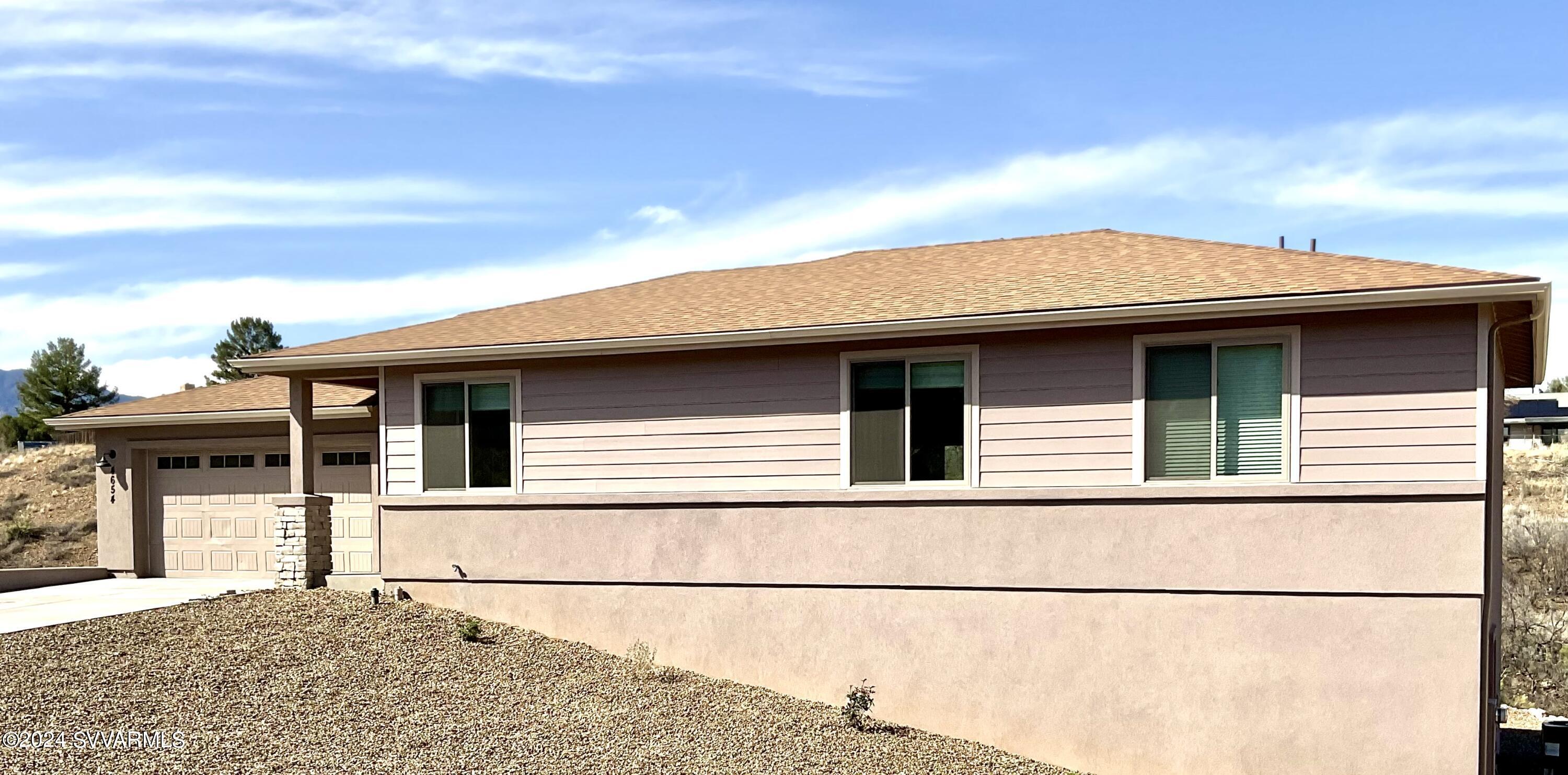 Property Photo: 4654 E Juniper Tr AZ 86326