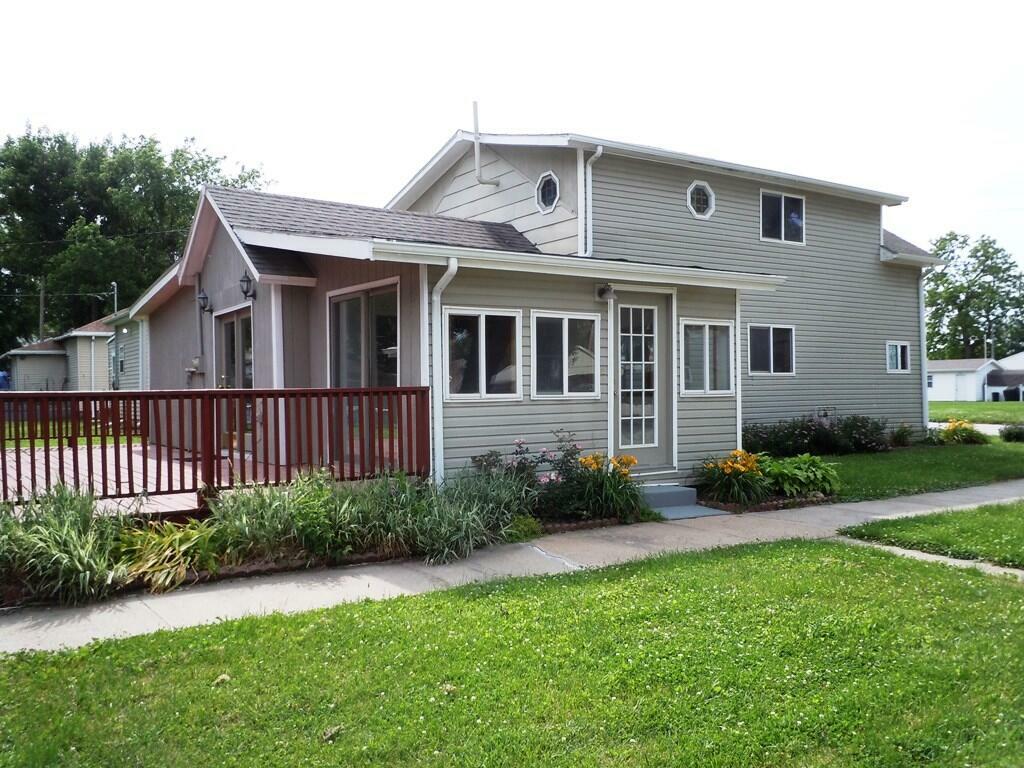 Property Photo: 123 W Superior Street IA 51555