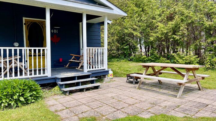 Property Photo:  401 Oki Court  ON N2Z 2X3 