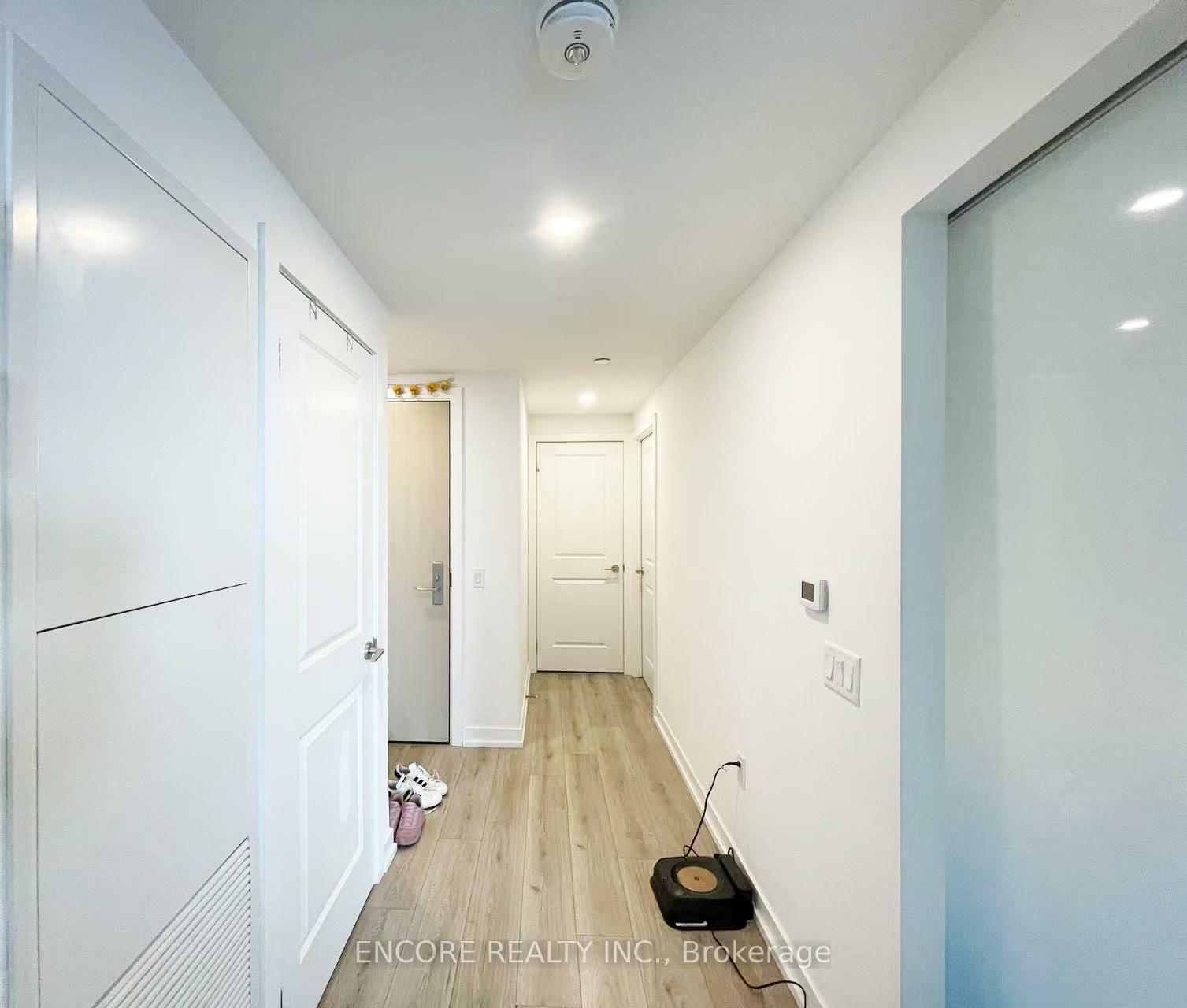 Property Photo: 395 Bloor Street E 3801 ON M4W 0B4