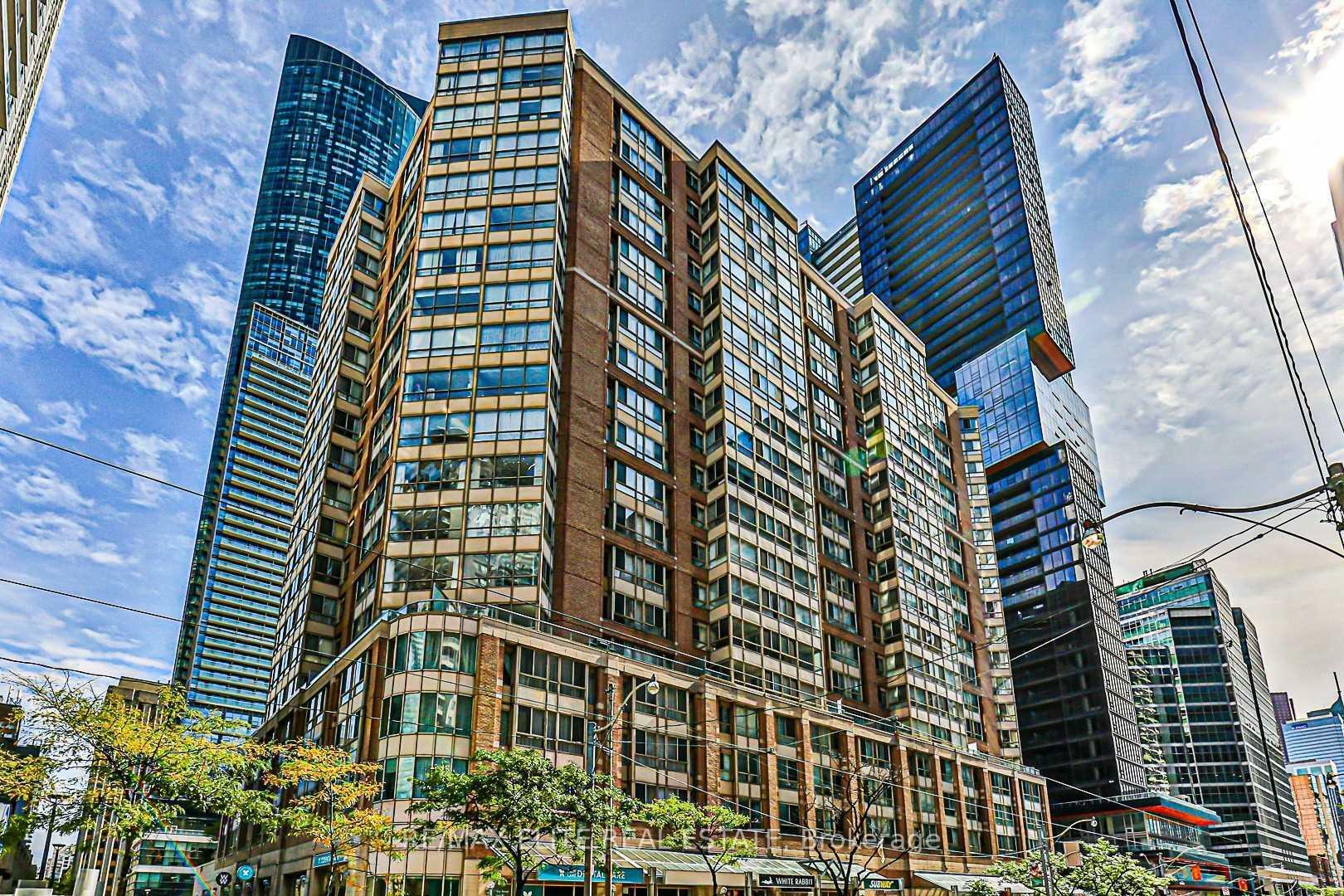 44 Gerrard Street W 709  Toronto ON M5G 2K2 photo